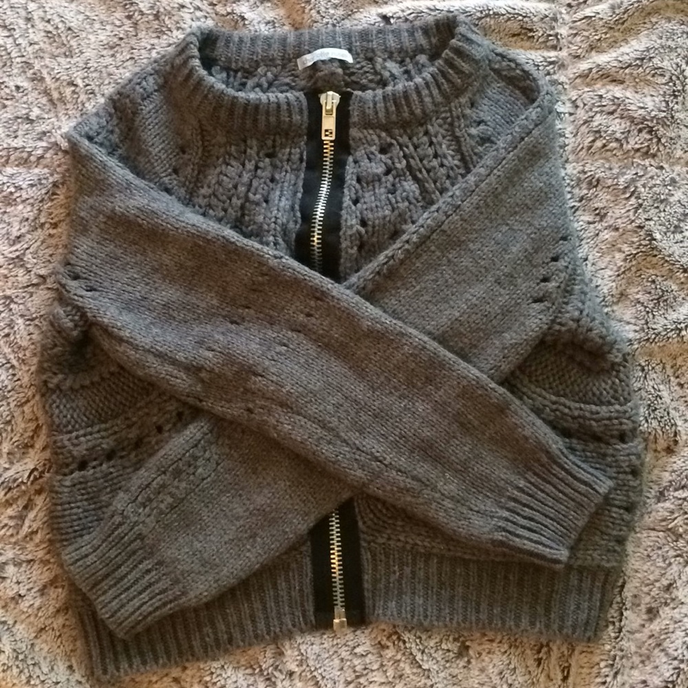 Sweater - Picture 2 of 3